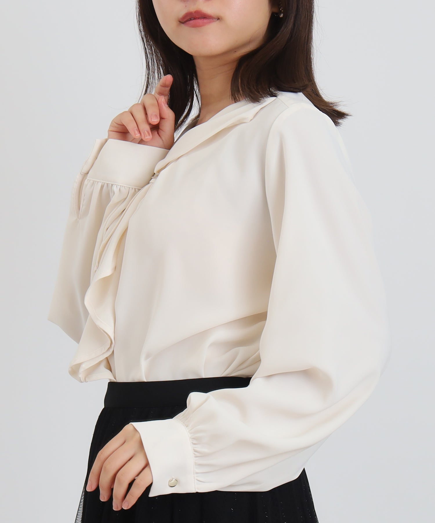 ベージュ　model：156　着用サイズ：M