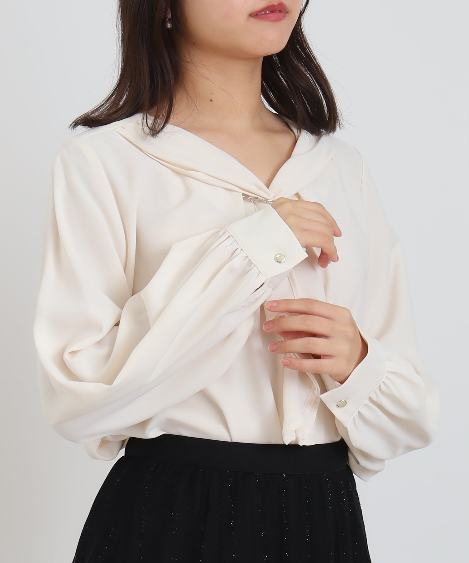 ベージュ　model：156　着用サイズ：M