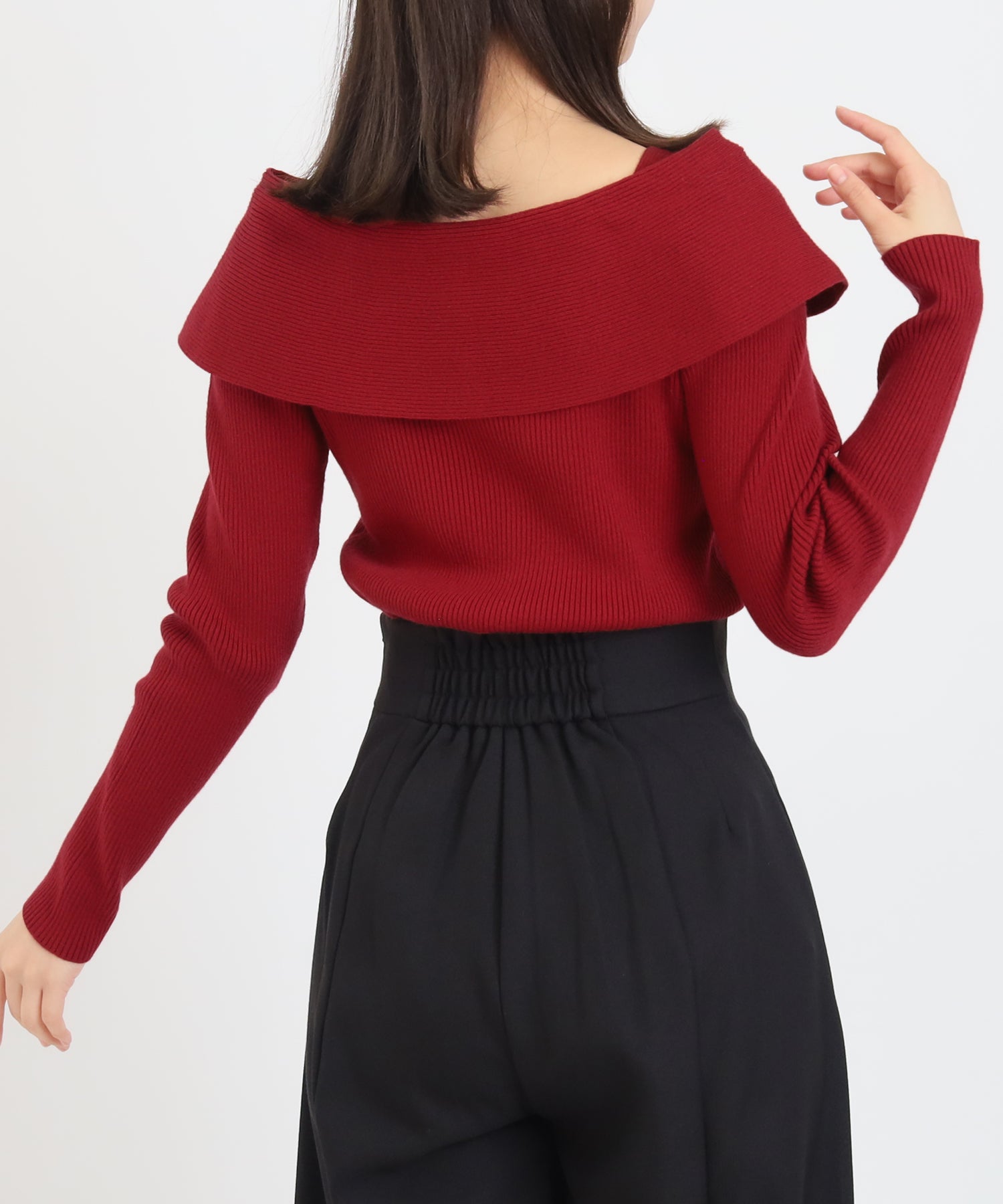 レッド　model：156　着用サイズ：M