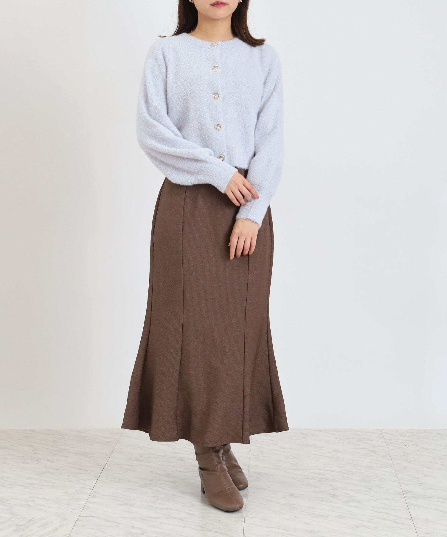 ブラウン　model：156　着用サイズ：M
