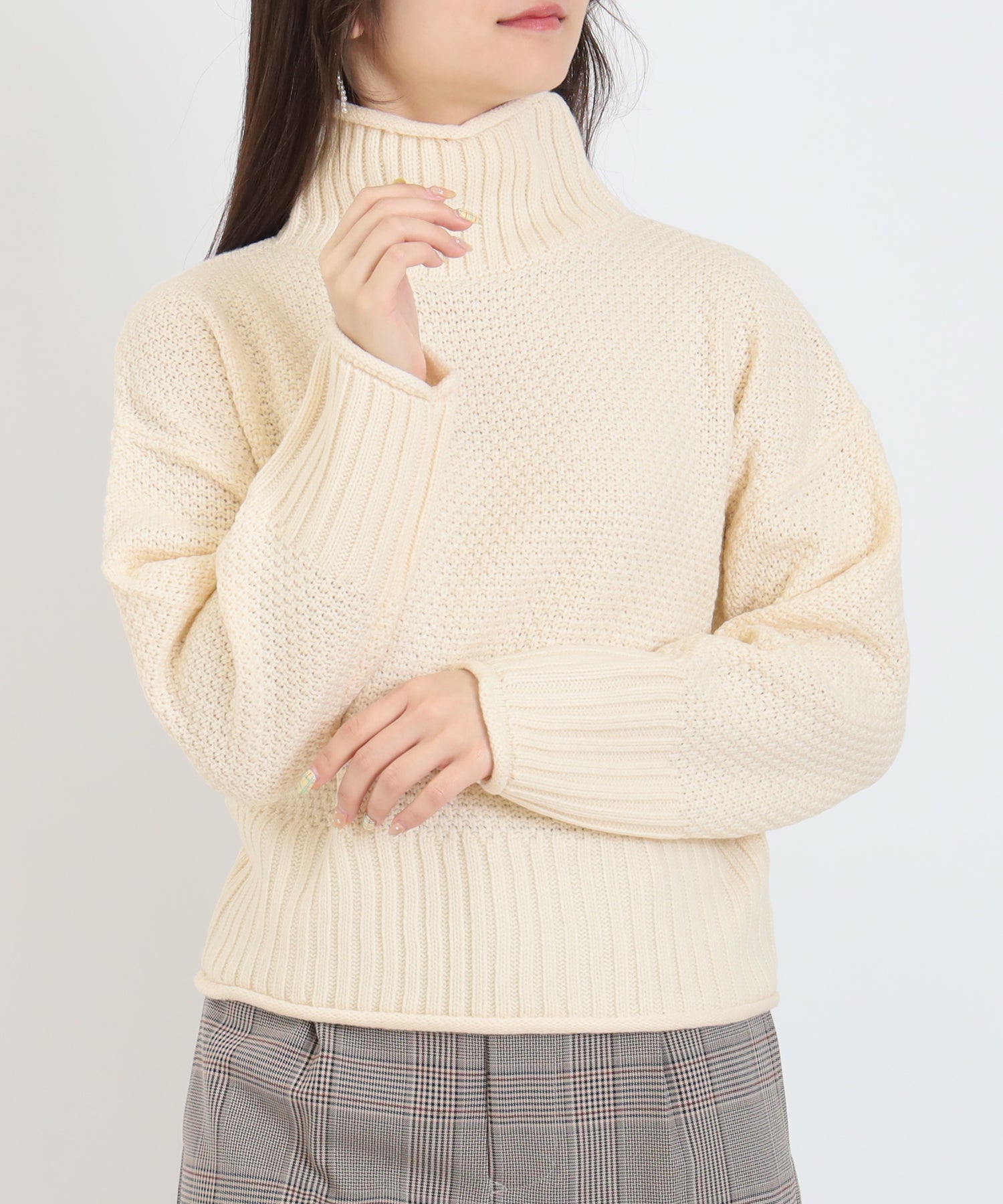 ホワイト　model:160cm   着用サイズ：M