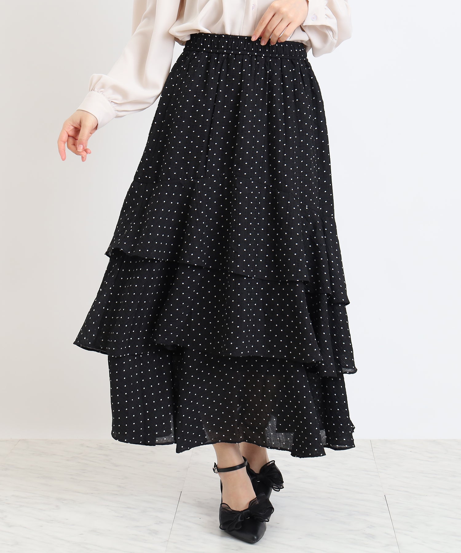 再入荷】ドット柄ティアードスカート