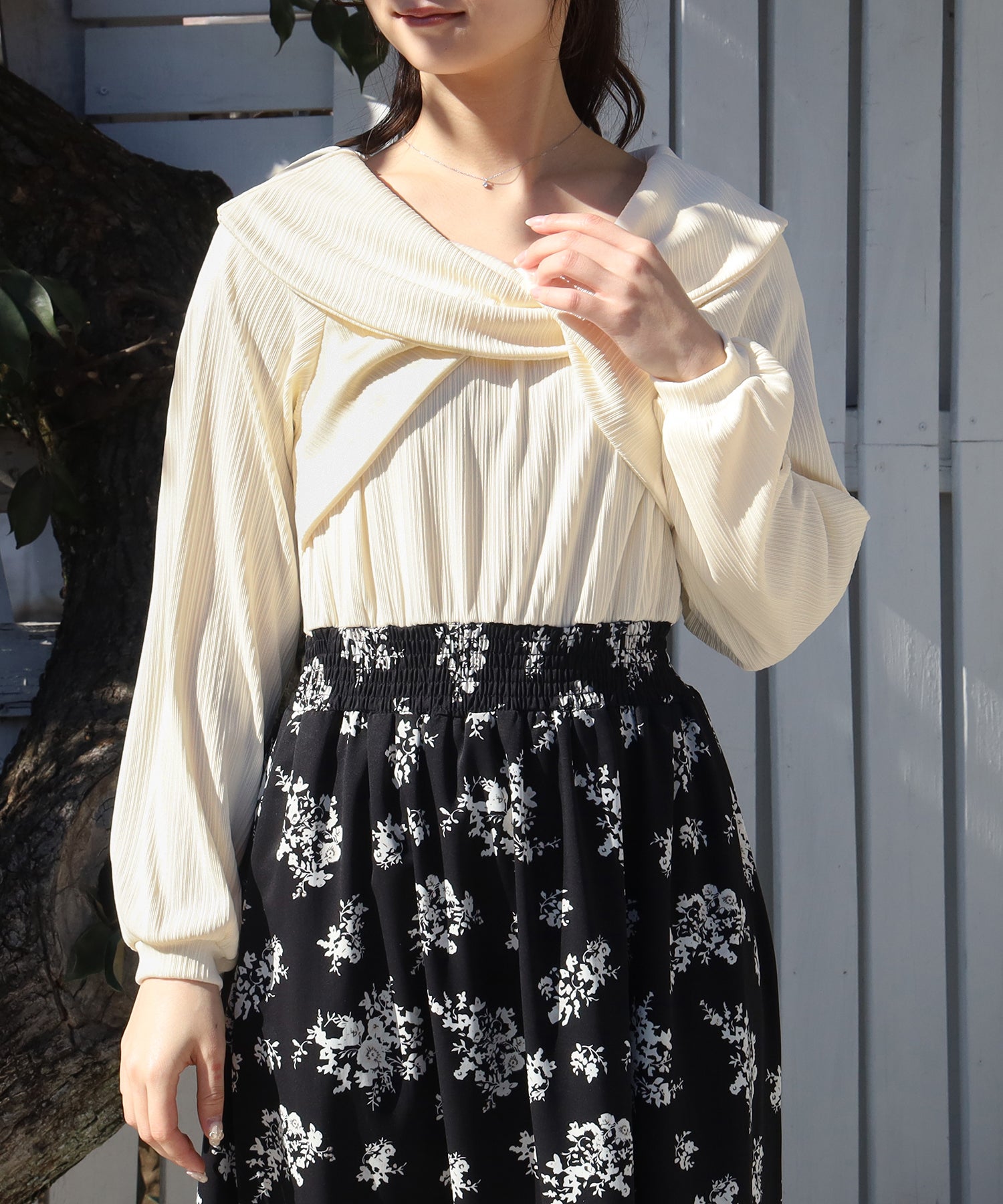 ベージュ　model:160cm  着用サイズ：M