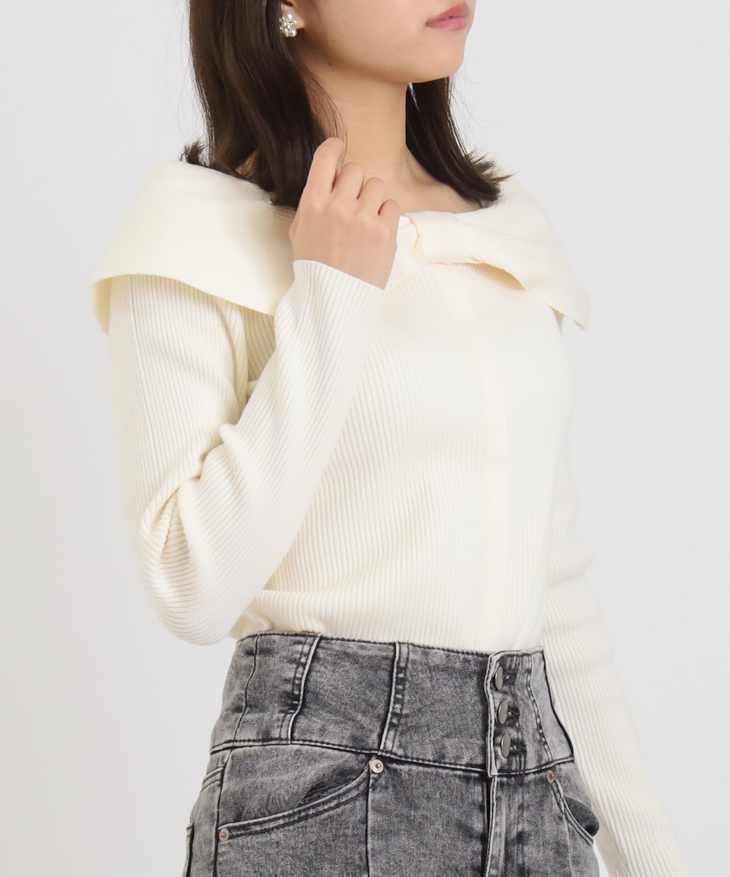 アイボリー　model：156　着用サイズ：M