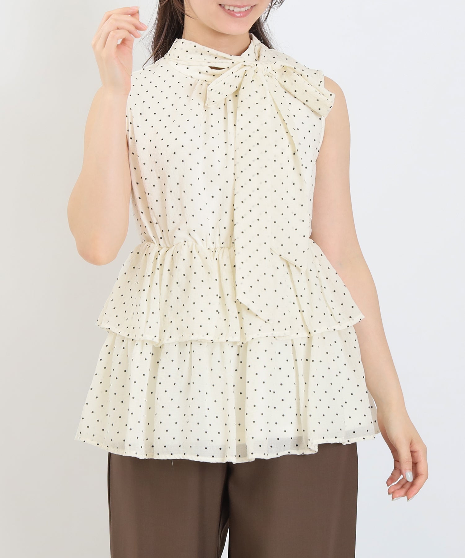 ホワイト×ブラック　model:160cm  着用サイズ：M