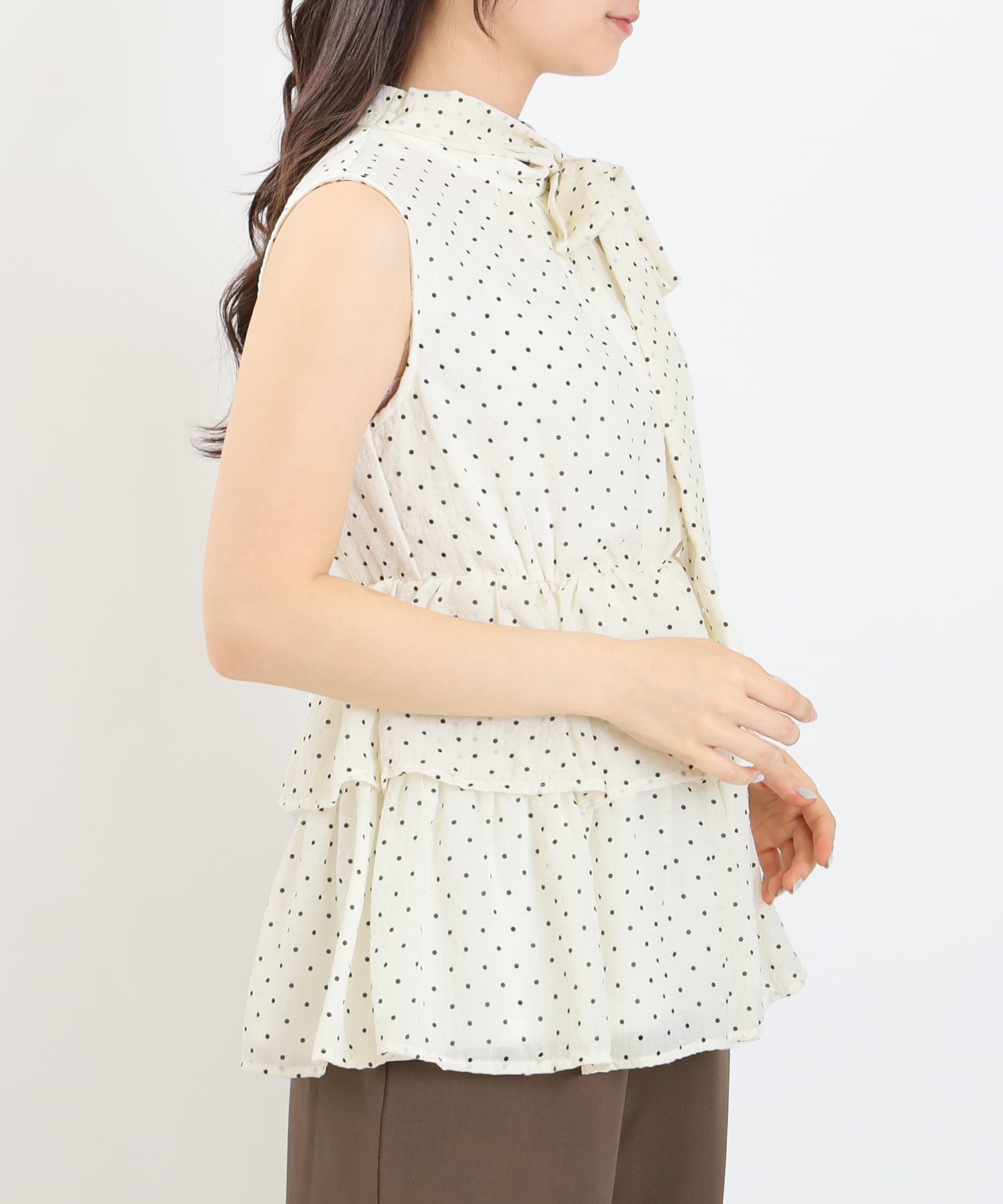 ホワイト×ブラック　model:160cm  着用サイズ：M