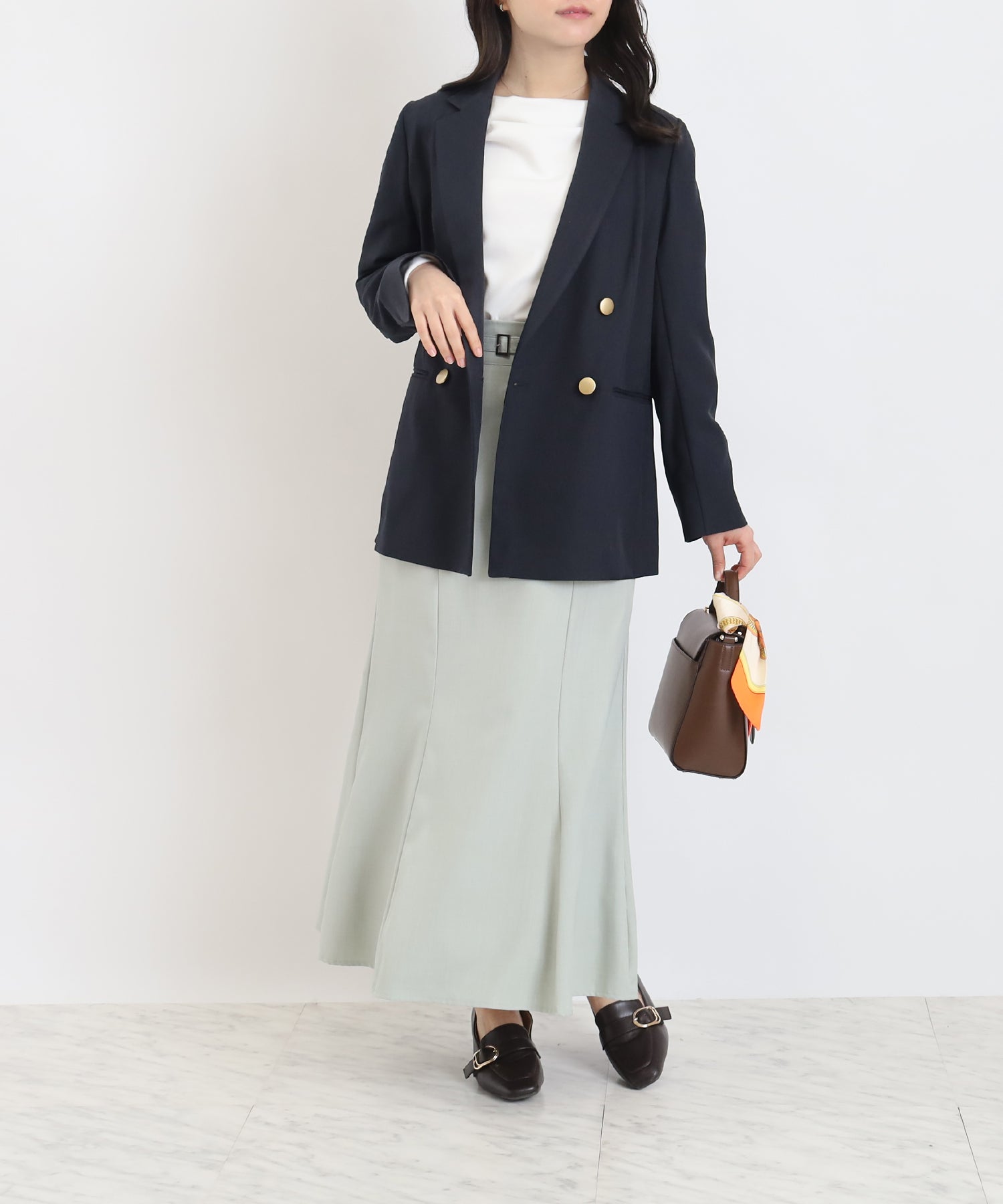 ネイビー　model：156　着用サイズ：M