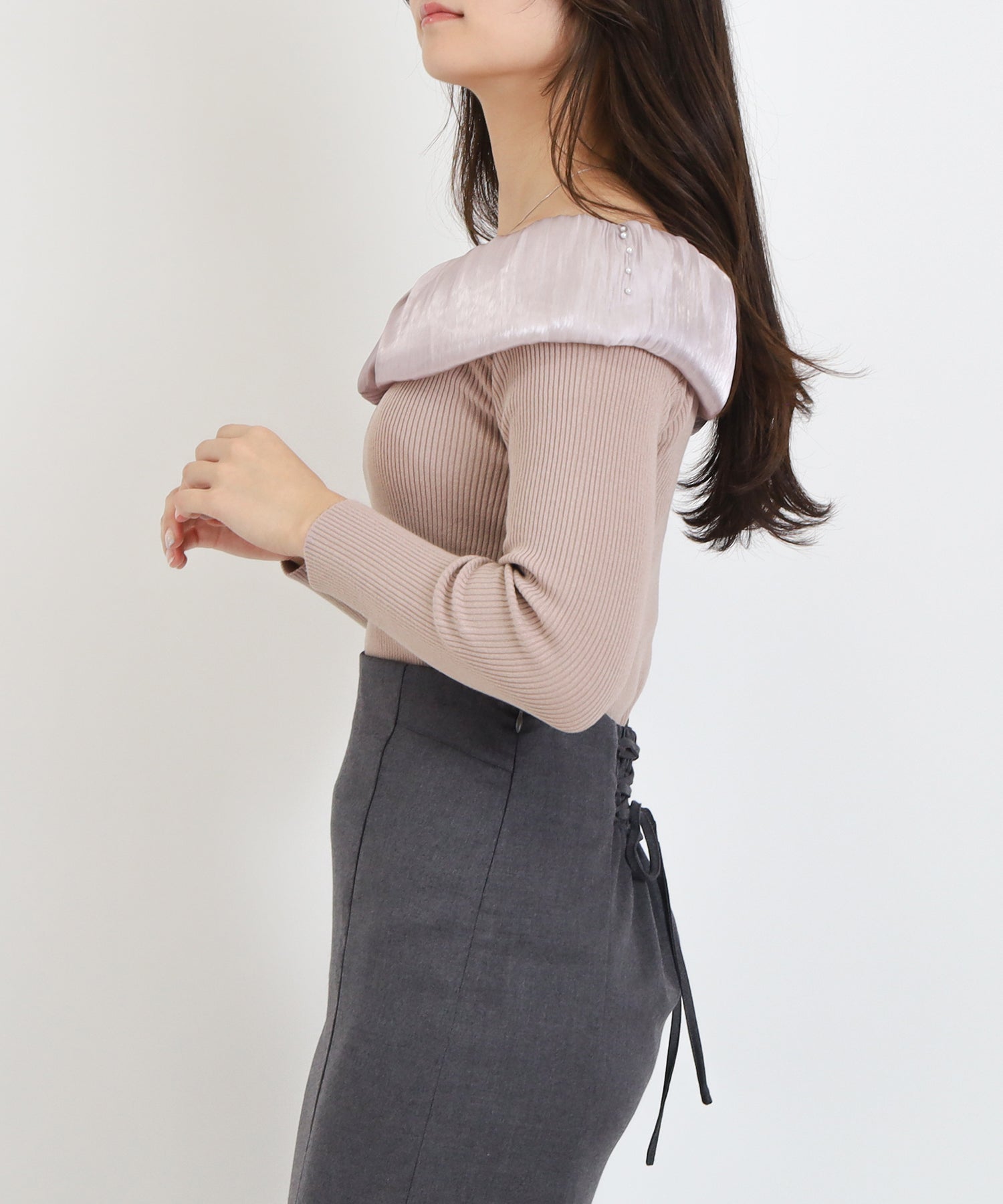 ピンクベージュ　model：160　着用サイズ：M