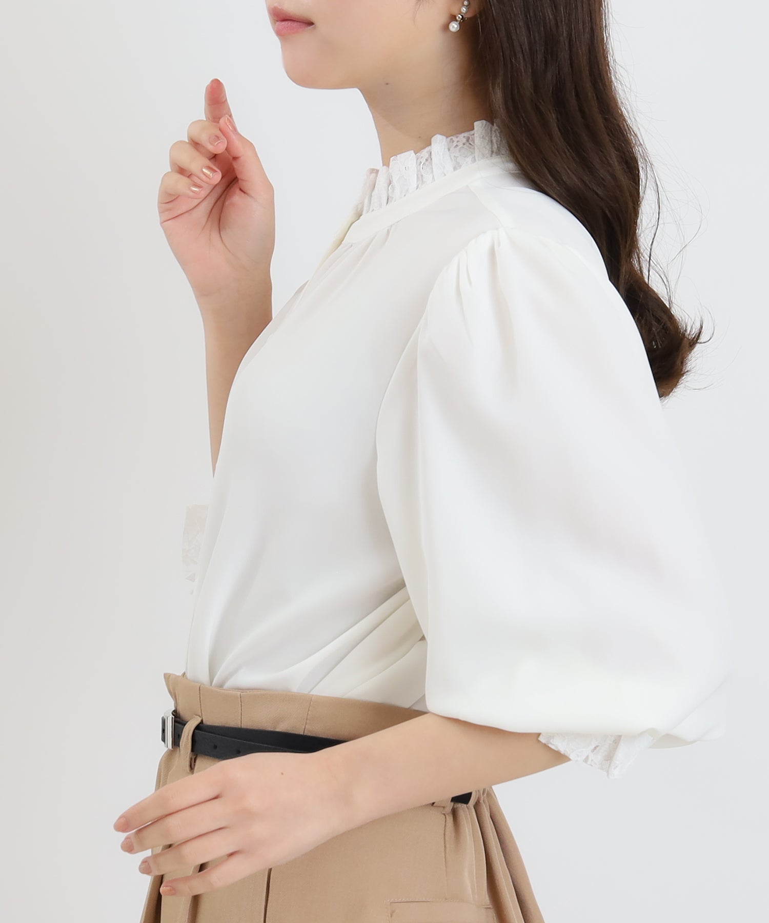 ホワイト　model：156　着用サイズ：M