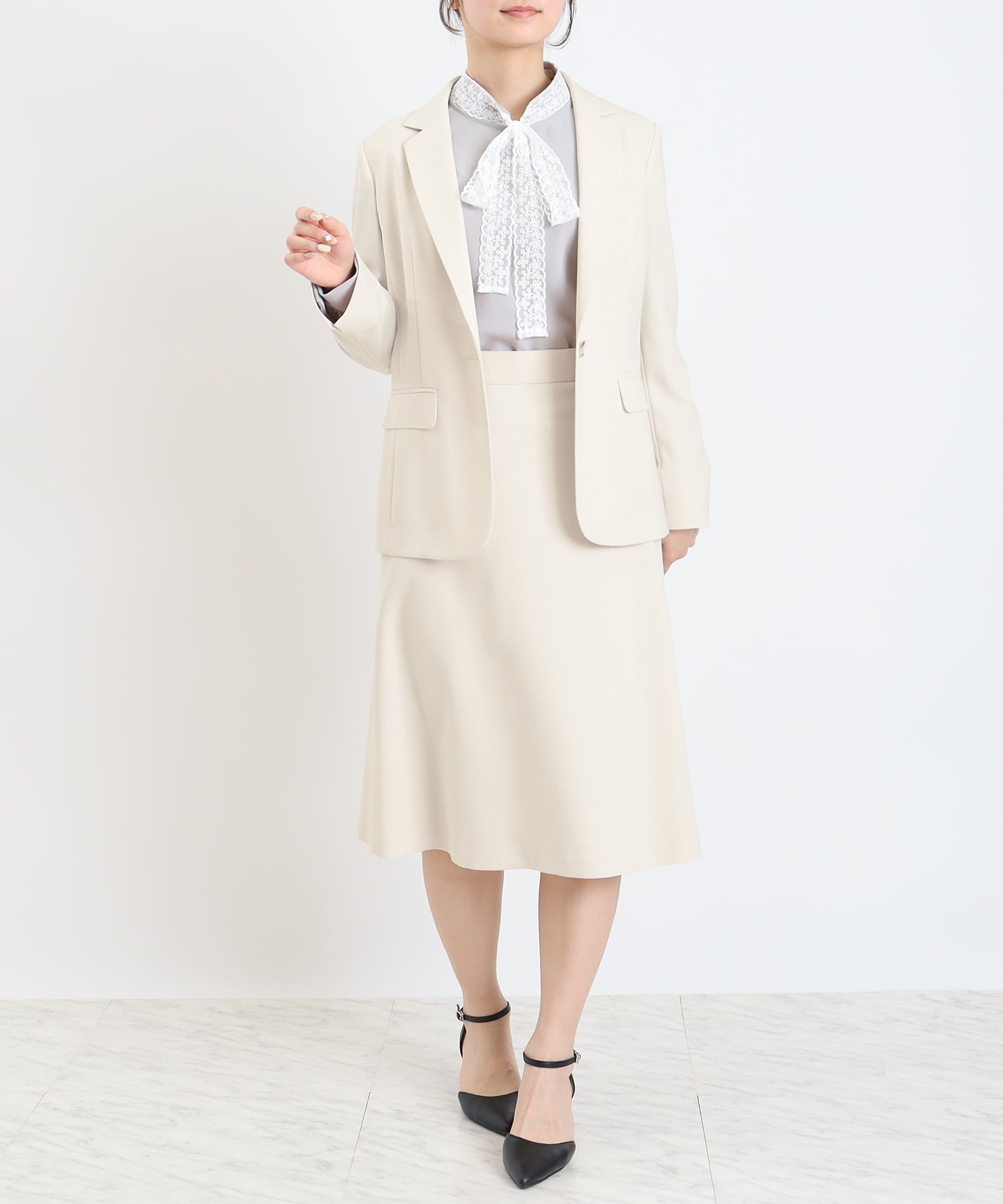 ベージュ model:160cm  着用サイズ：M