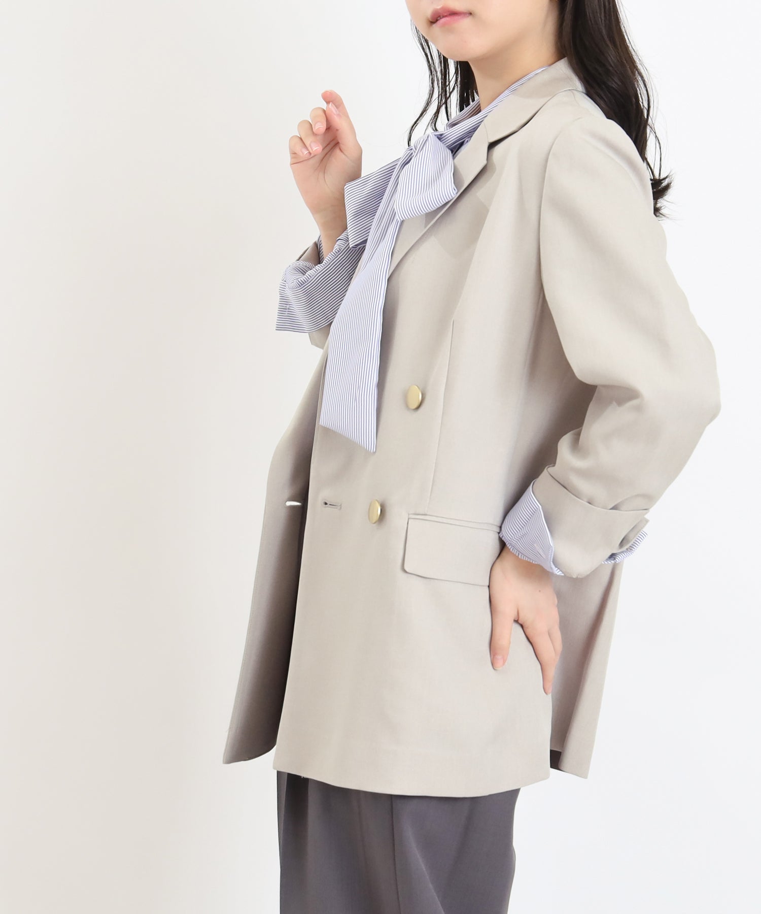 グレージュ　model：156　着用サイズ：M