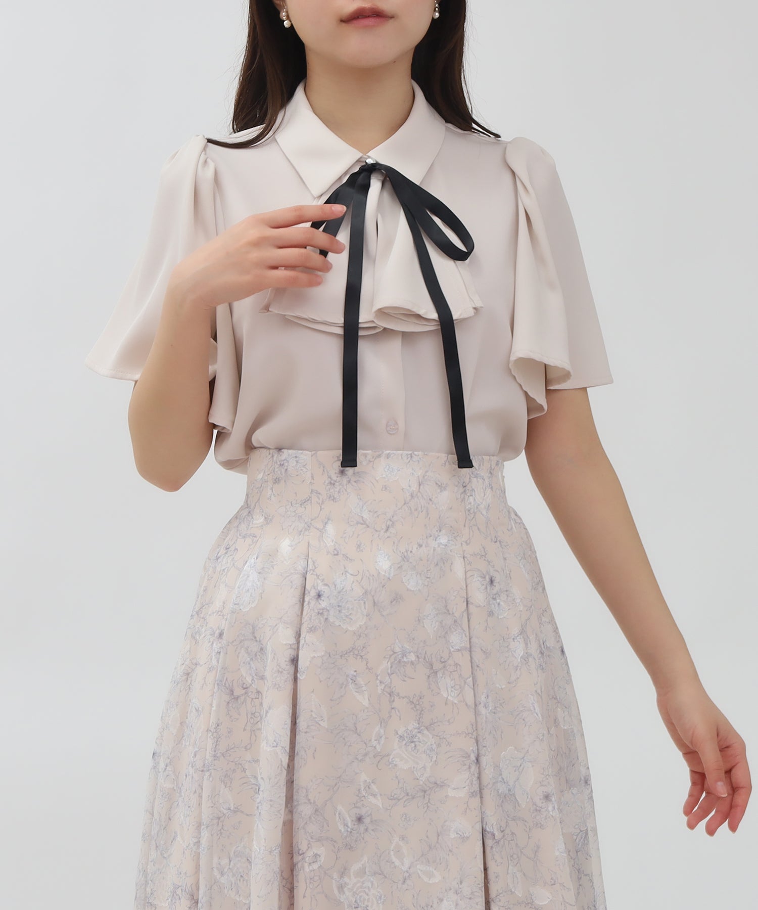 ピンクベージュ　model：156　着用サイズ：S