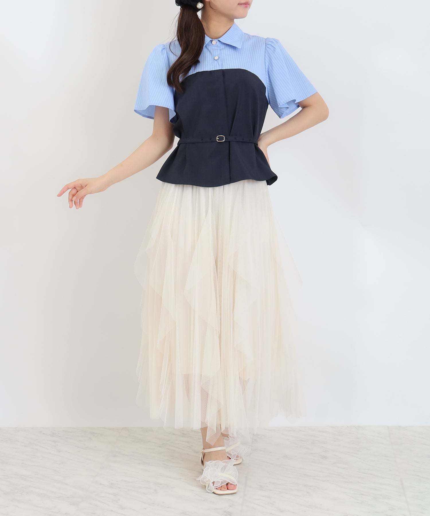サックス(ストライプ)　model：156　着用サイズ：M