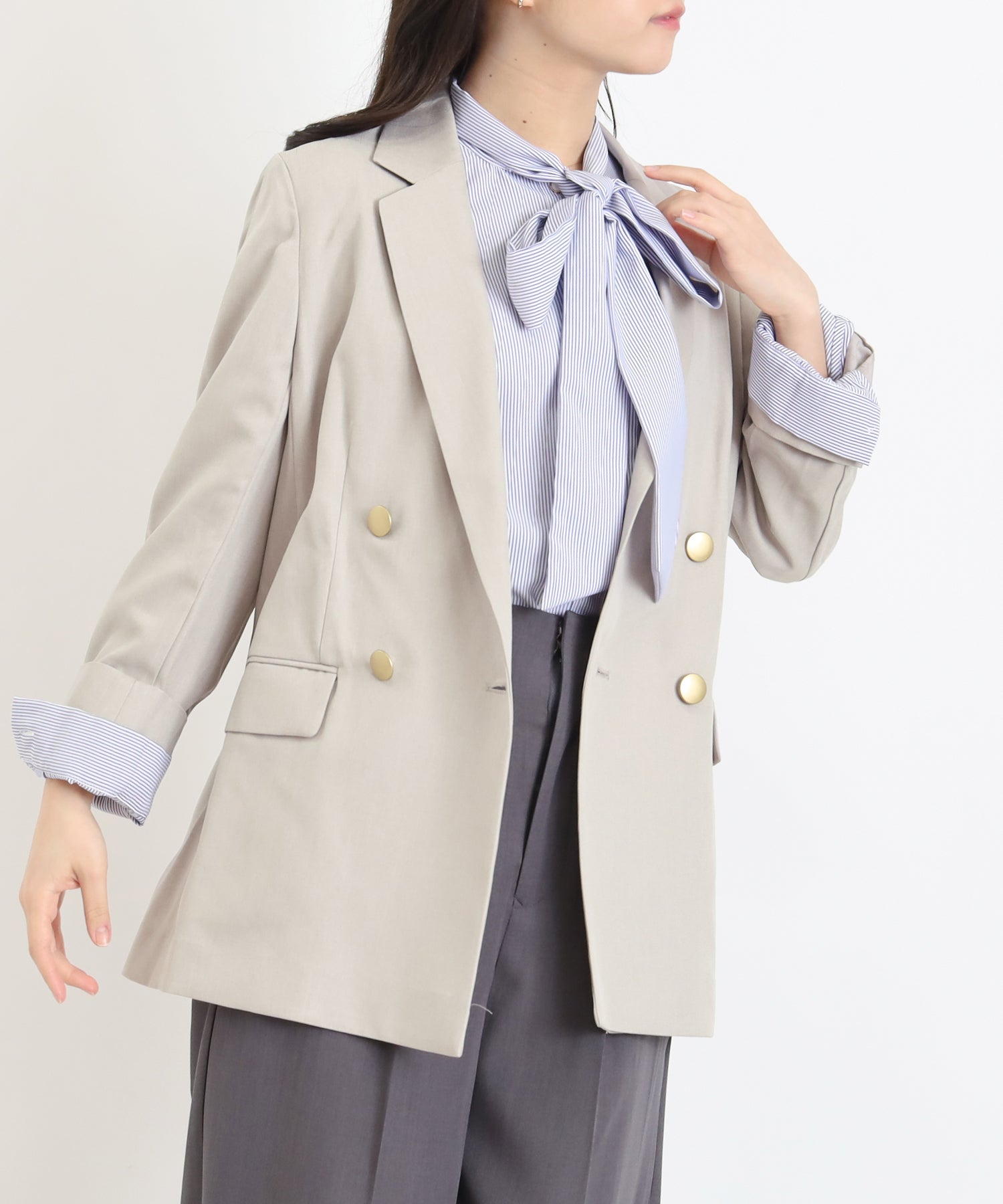 グレージュ　model：156　着用サイズ：M