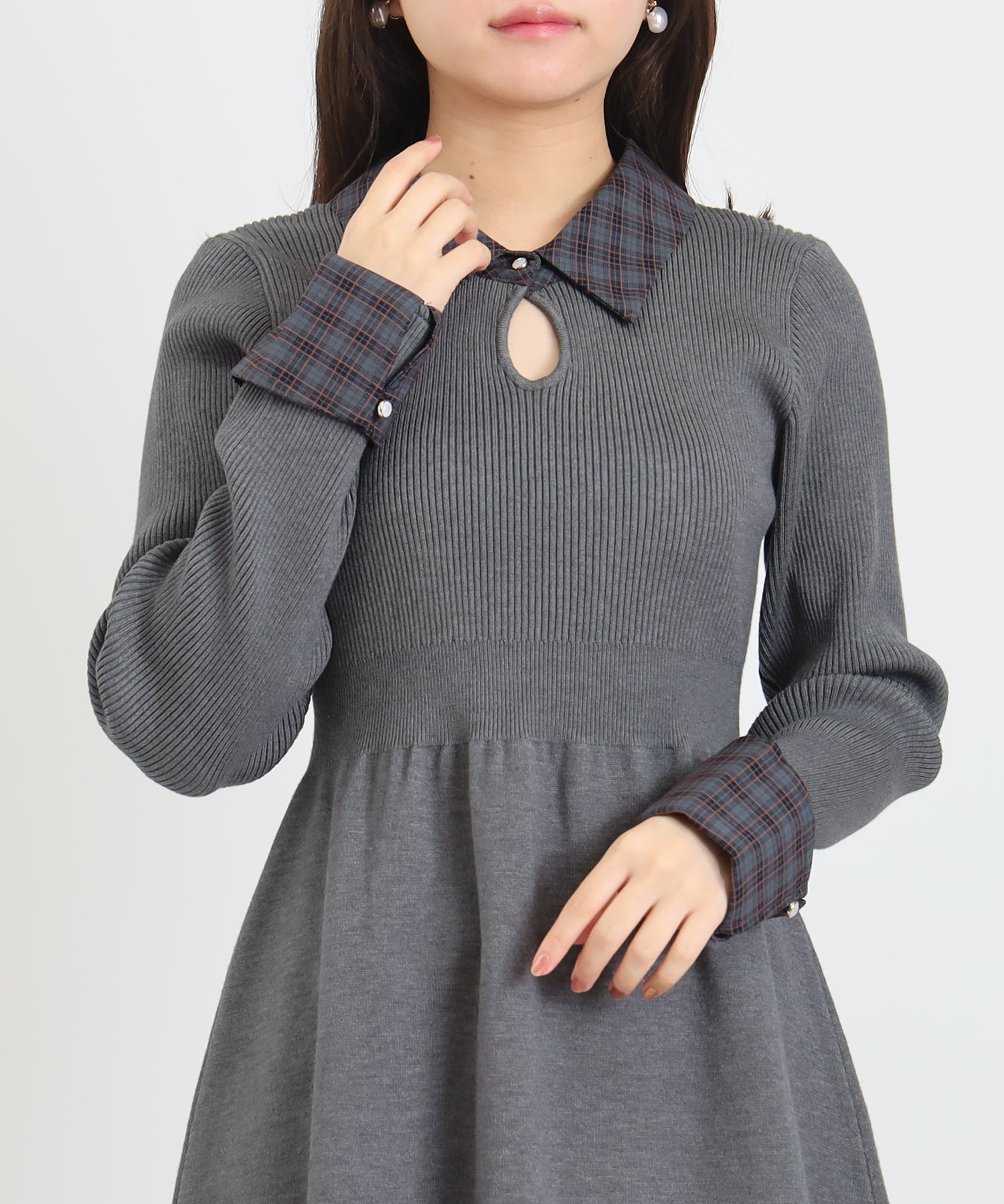 ライトグレー　model:156cm  着用サイズ：M