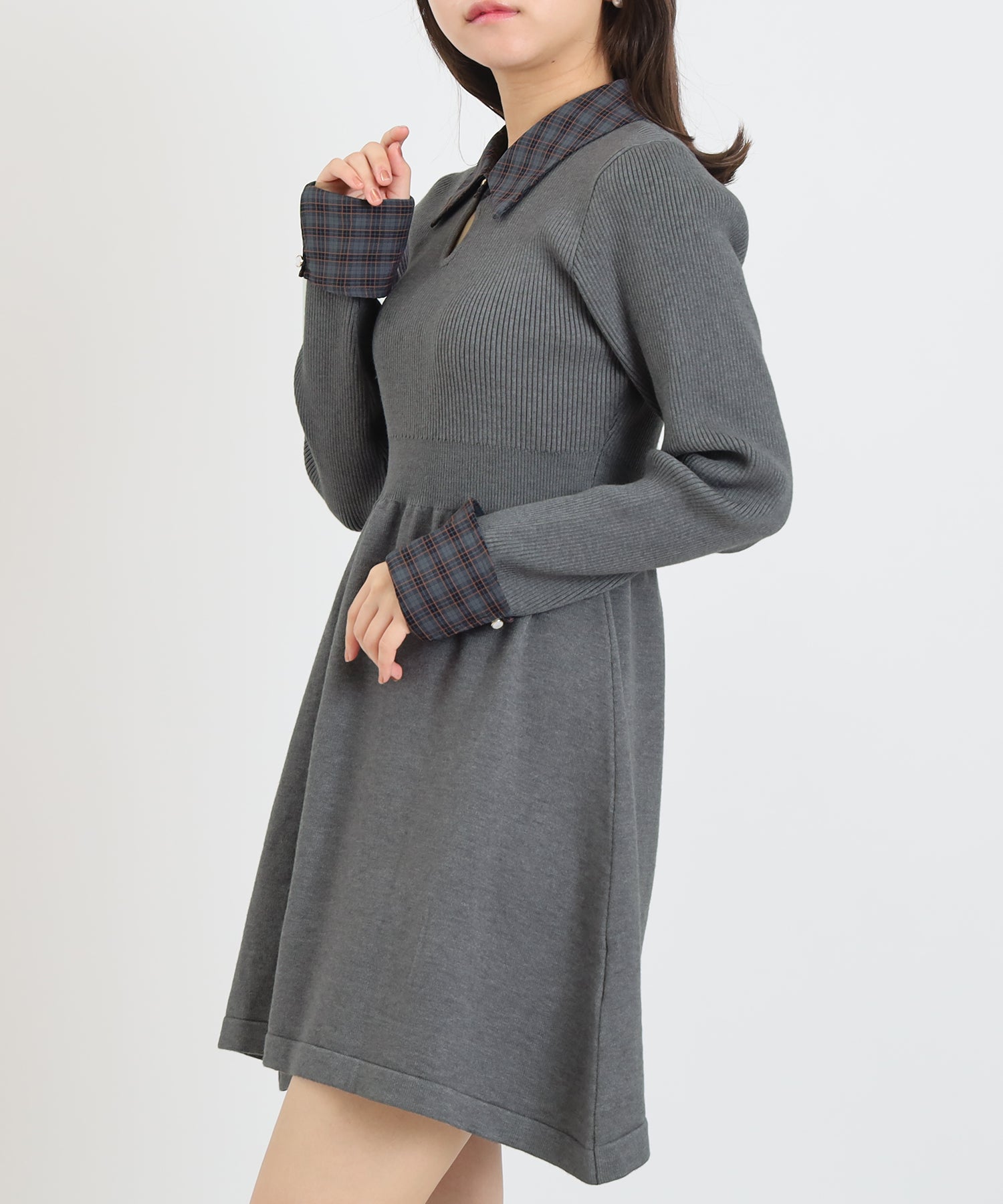 ライトグレー　model:156cm  着用サイズ：M