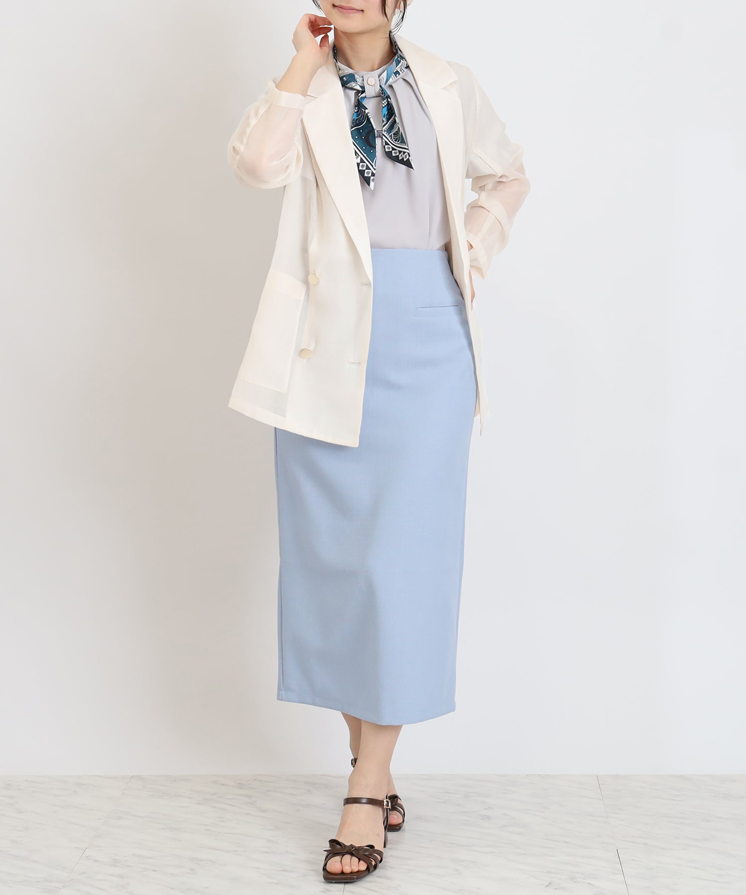 ベージュ　model:160cm  着用サイズ：M