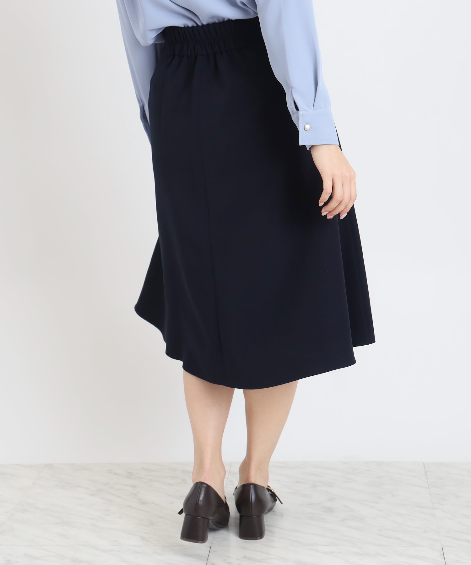 ネイビー　model：160　着用サイズ：M