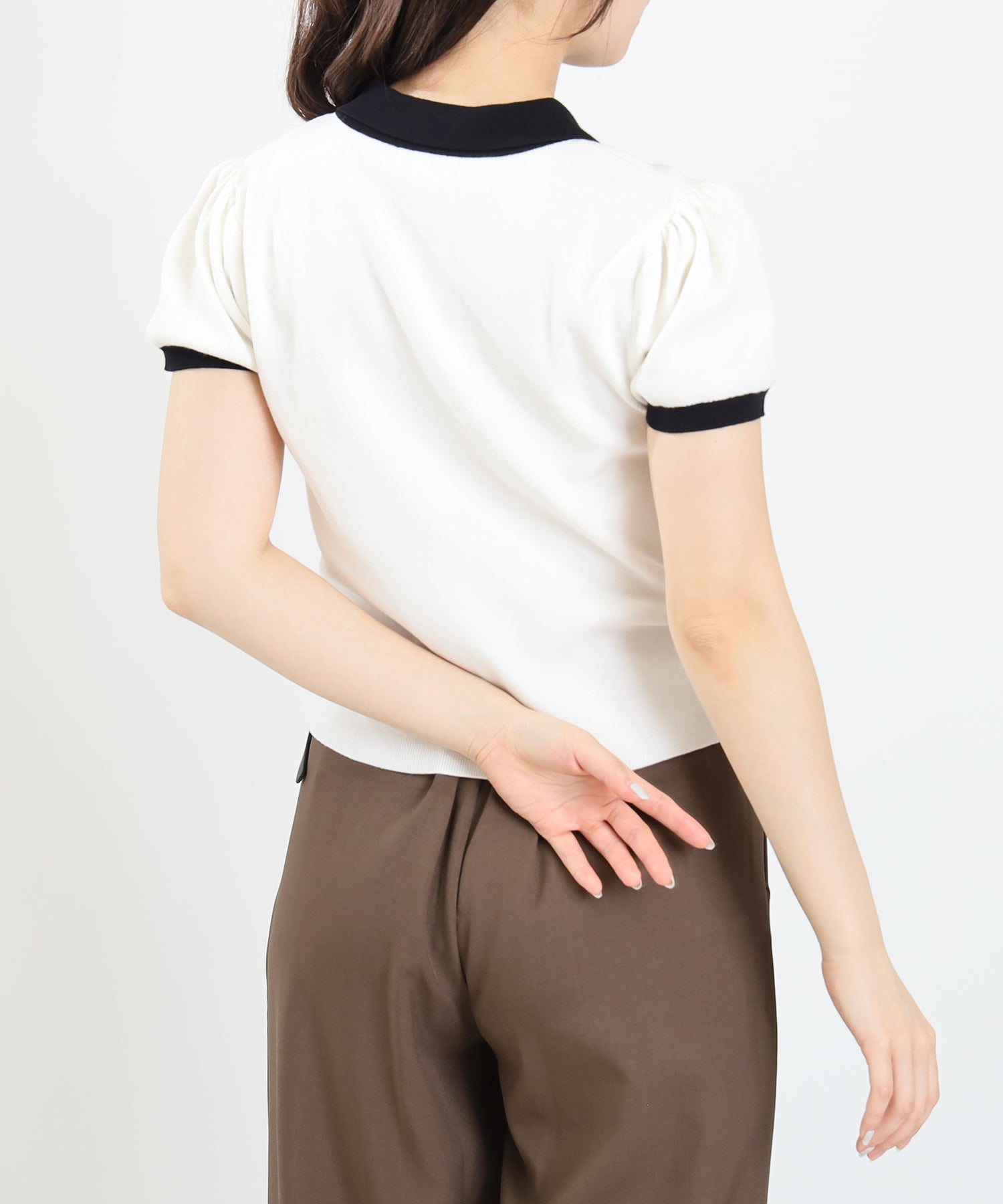 ホワイト　model:160cm  着用サイズ：M