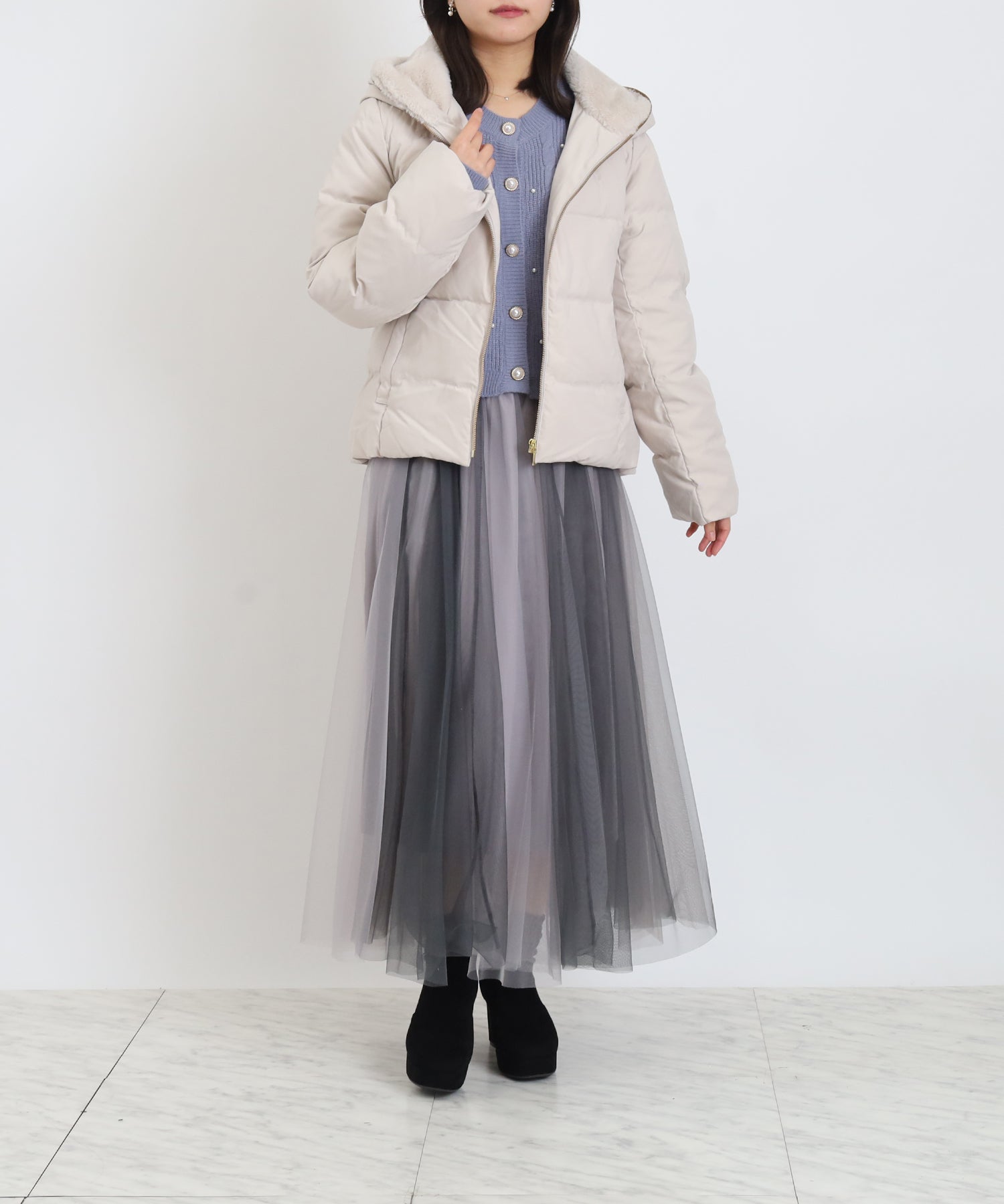 アイボリー　model：156　着用サイズ：M