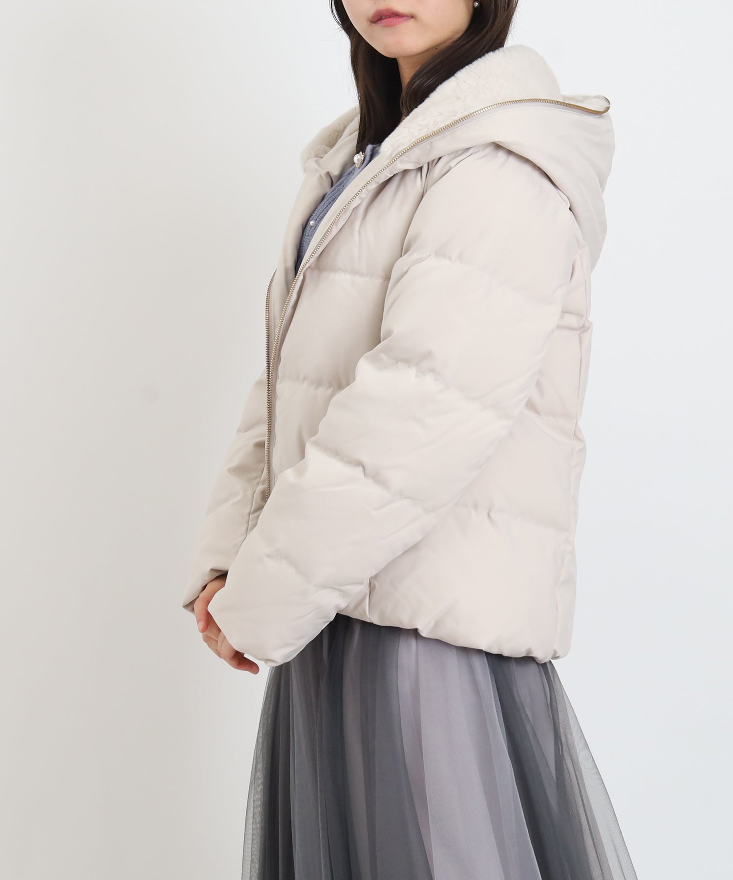 アイボリー　model：156　着用サイズ：M