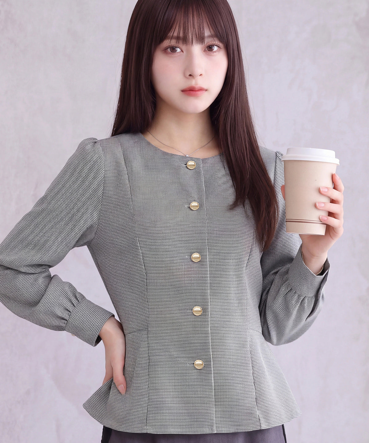 ホワイト×ブラック(AI画像) model：160cm 着用サイズ：M