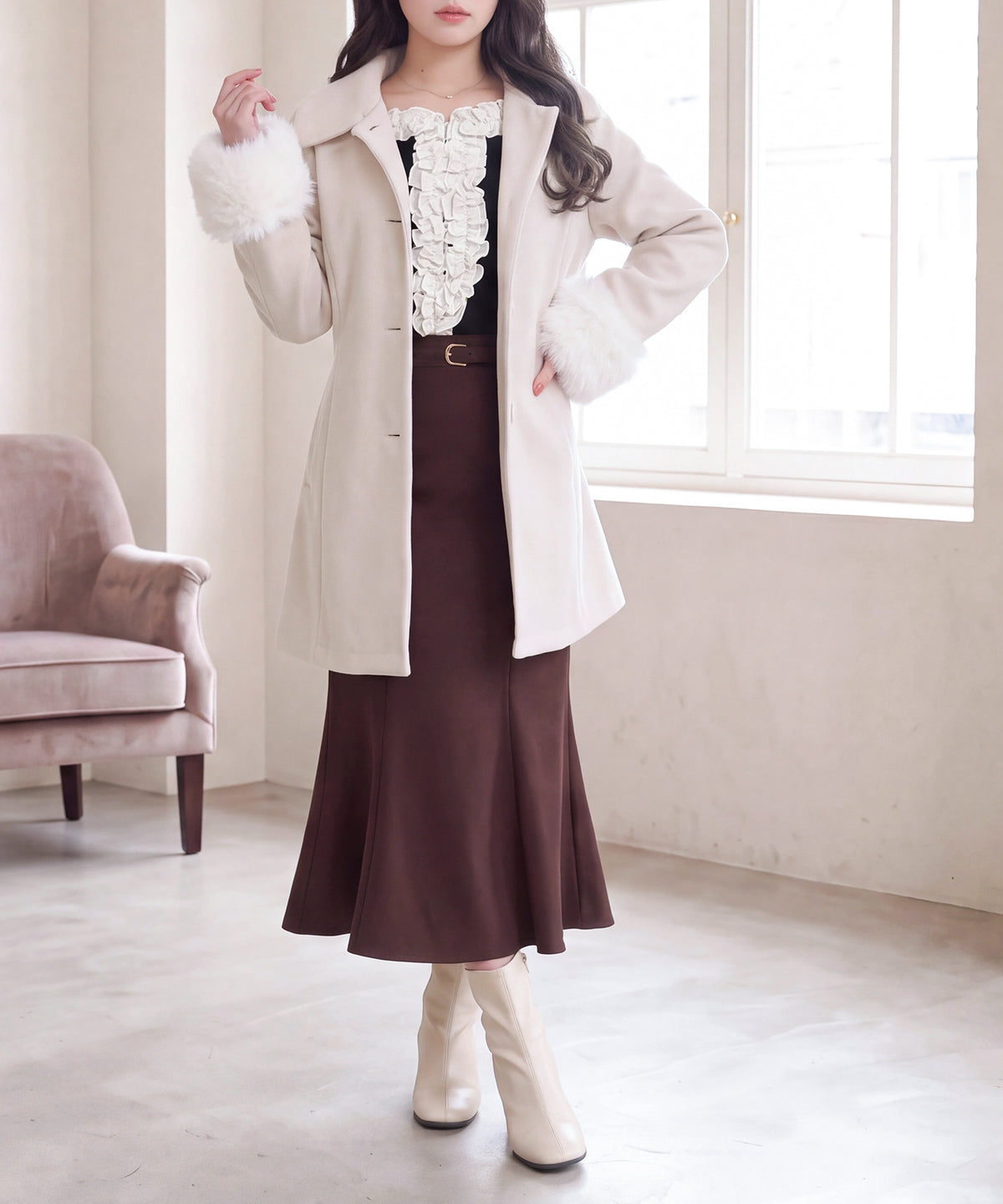 アイボリー(AI画像)　model：160　着用サイズ：M