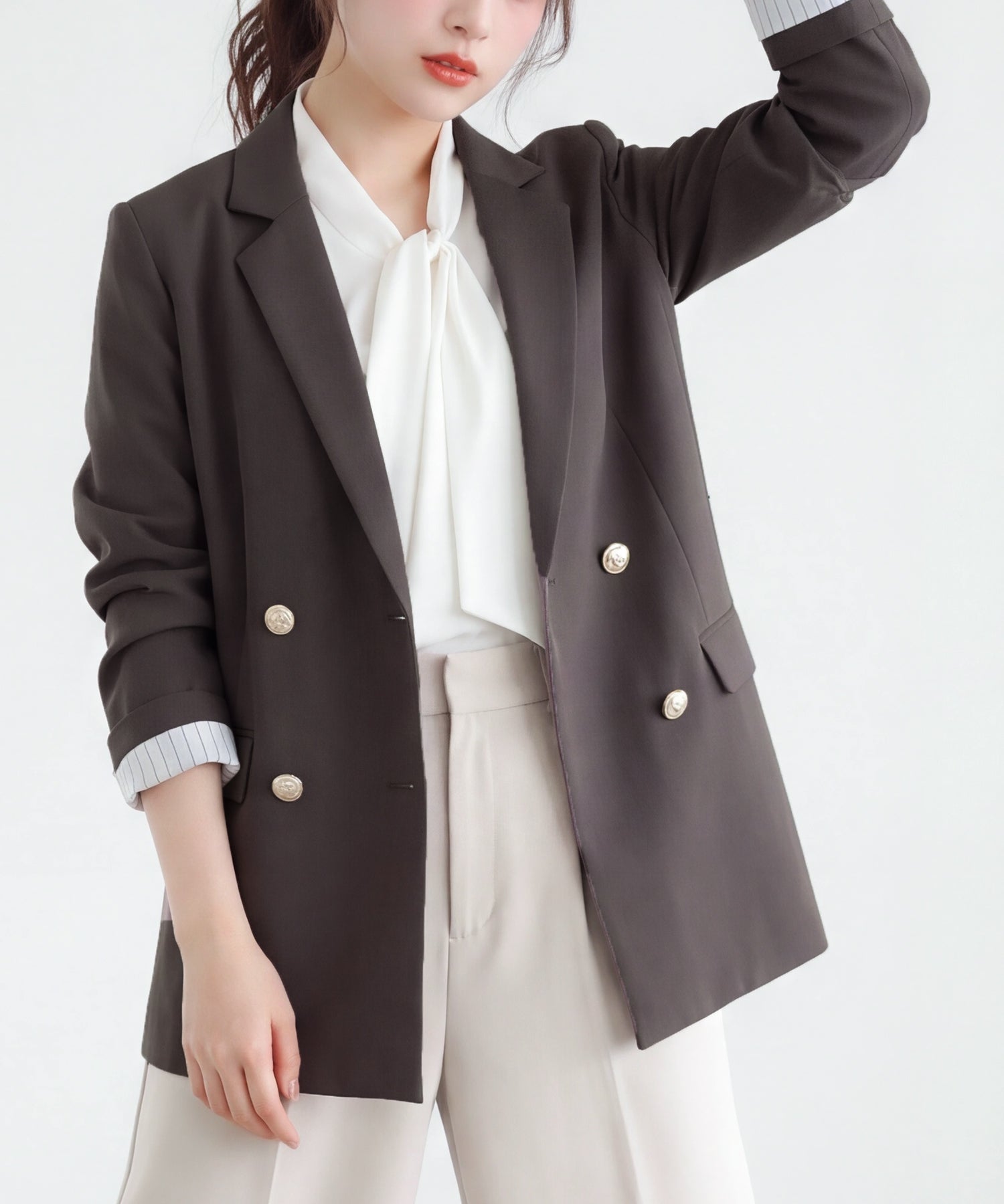 モカ(AI画像)　model：160　着用サイズ：M